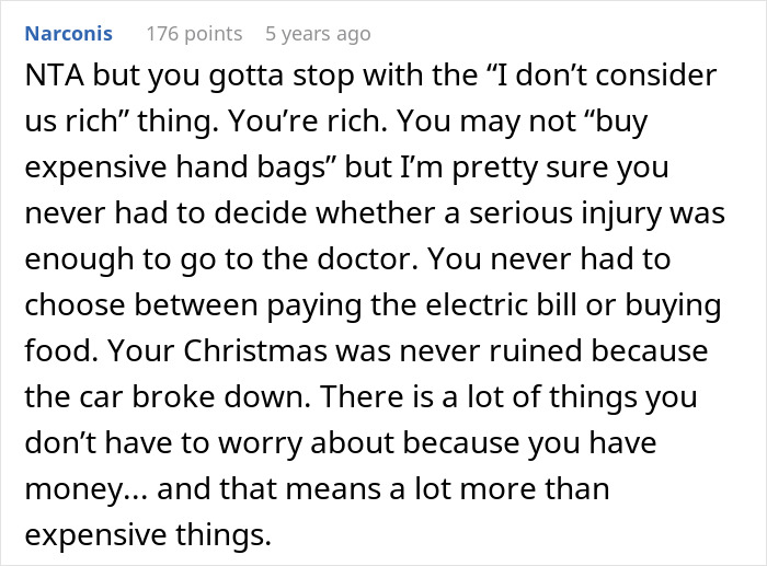 A screenshot of a Reddit comment about someone who thinks they are not rich, which led to a proposal being called off.