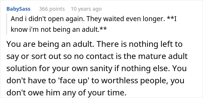 Man reading a heartfelt online post about deep regret after ditching fianc&eacute;e to chase the one that got away.