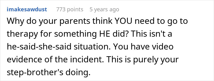 Screenshot of a Reddit comment discussing parents' reaction to a creepy teen cutting step-sister&rsquo;s hair incident.