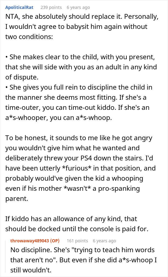 Reddit discussion about 11-year-old breaking aunt&rsquo;s PS4 and the mom refusing to replace it.