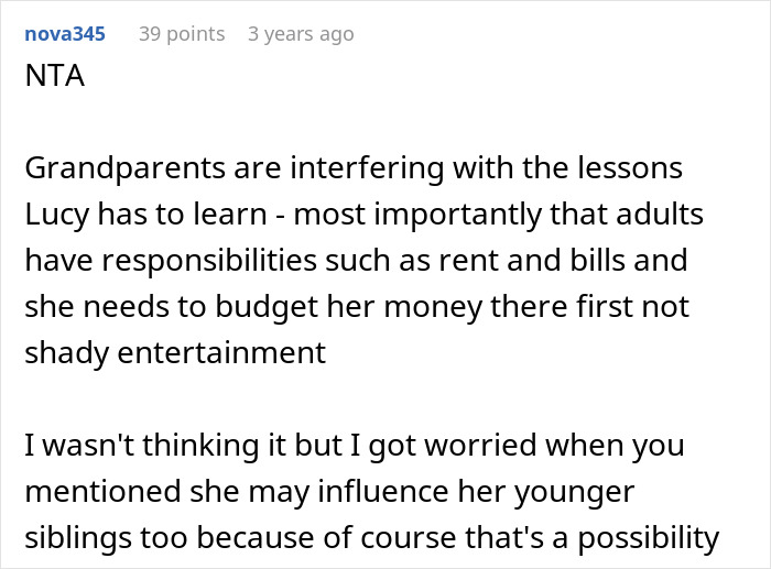 Woman Kicks Out Oldest Daughter After She Sells Family Heirlooms That She Didn’t Even Inherit Woman Kicks Out Oldest Daughter After She Sells Family Heirlooms That She Didn’t Even Inherit