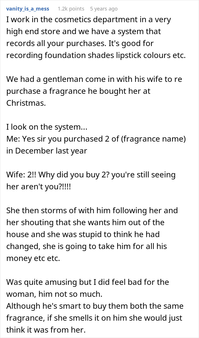 Employee accidentally reveals to customer’s wife about mistress, causing chaos and confrontation in a high-end store setting. Employee accidentally reveals to customer’s wife about mistress, causing chaos and confrontation in a high-end store setting.