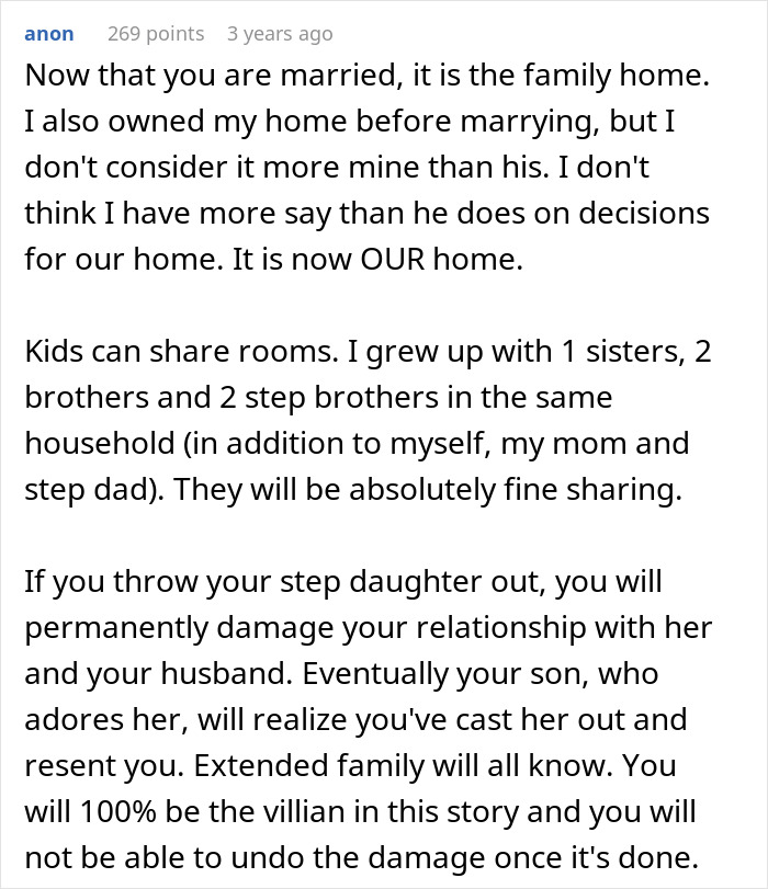 Woman Wants 18YO Stepdaughter To Move Out As She Was Already “Nice Enough To Let Her Stay For 6 Years” Woman Wants 18YO Stepdaughter To Move Out As She Was Already “Nice Enough To Let Her Stay For 6 Years”