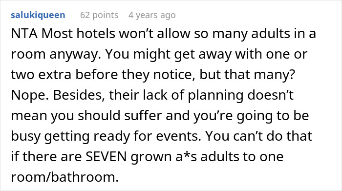 Family Ignores All Booking Warnings, Then Demands To Stay With Couple In Their Hotel Room