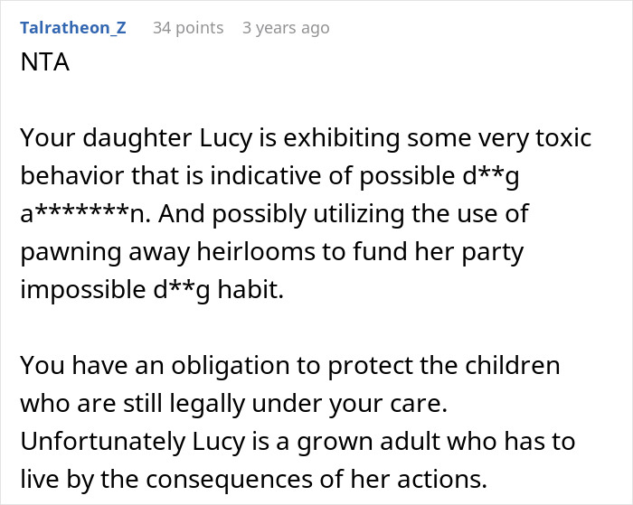 Woman Kicks Out Oldest Daughter After She Sells Family Heirlooms That She Didn’t Even Inherit Woman Kicks Out Oldest Daughter After She Sells Family Heirlooms That She Didn’t Even Inherit