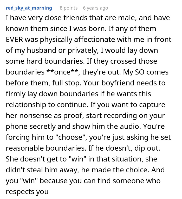 Alt text:
Woman tries to coexist with boyfriend&rsquo;s female friend, discussing boundaries and regrets in relationship advice thread.