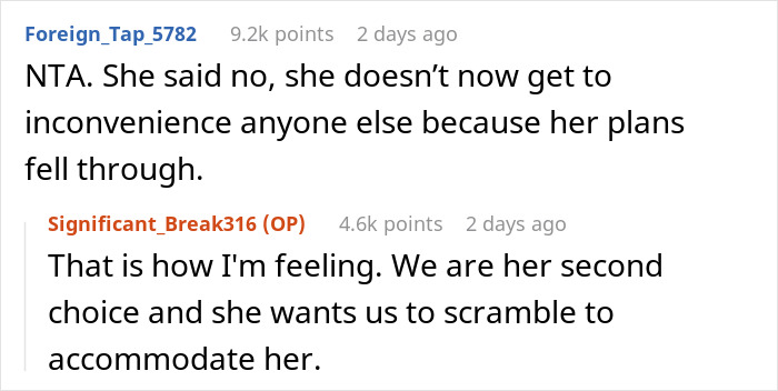 Screenshot of a Reddit conversation about a woman furious her friends don&rsquo;t want to share a room with her suddenly joining vacation plans.