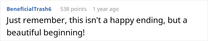 Screenshot of an online comment about a man&rsquo;s love story reconnecting with his ex, highlighting emotional beginnings.