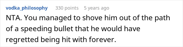 A Reddit comment supports a sister saving her brother from a bad engagement, aligning with the ring complaint proposal theme.