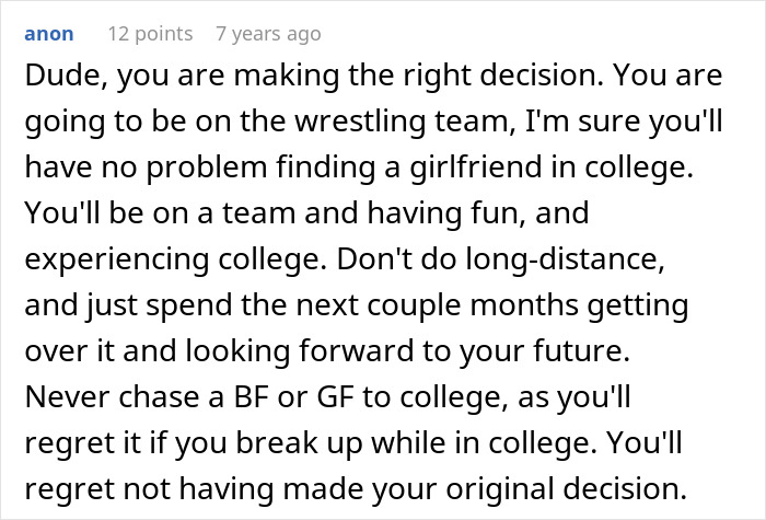 Alt text: A heartfelt online comment advising to avoid teenage love mistakes and focus on building a successful future with parental support.