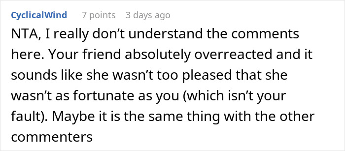 Reddit comment discussing a woman who grew up wealthy and struggles to read the room, losing friends over privilege issues.