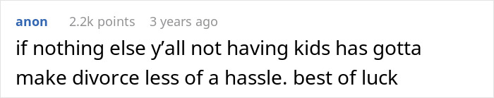 Screenshot of a forum comment discussing divorce and family issues related to a husband's obsession with sister's weight.