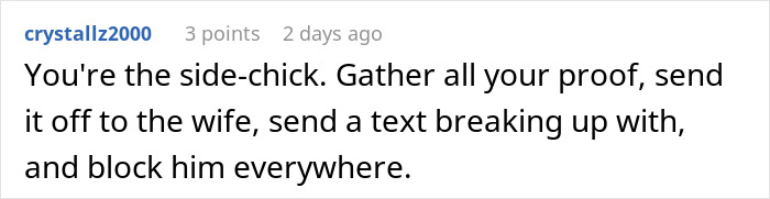 Screenshot of an online comment advising a woman to gather proof and end her boyfriend&rsquo;s double life immediately.