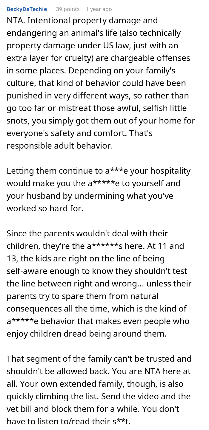 Woman Kicks Sister And Her “Monster” Kids Out In The Middle Of The Night, Bans Them From Visiting Woman Kicks Sister And Her “Monster” Kids Out In The Middle Of The Night, Bans Them From Visiting