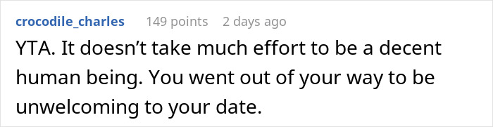 Comment on Reddit thread about a lady hyping up a stunner friend to a single coworker and ambushing him on a date.