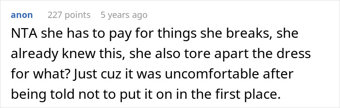 Teen Claims Her Dad &ldquo;Ruined Her Future&rdquo; After Making Her Pay For The Wedding Dress She Destroyed