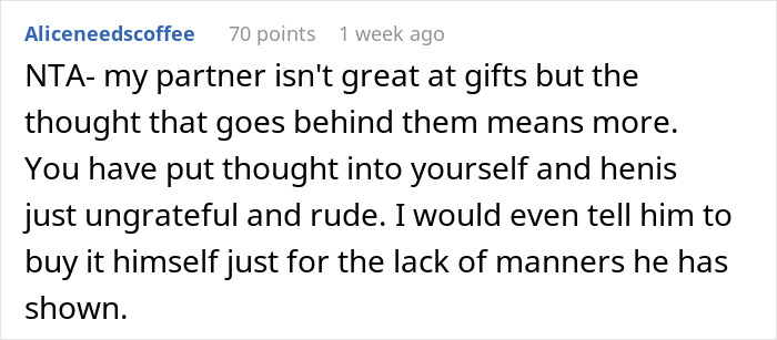 Man Always Finds Something Wrong With Wife&rsquo;s Gifts, Is Upset She Doesn&rsquo;t Want To Gift Him Anything Anymore