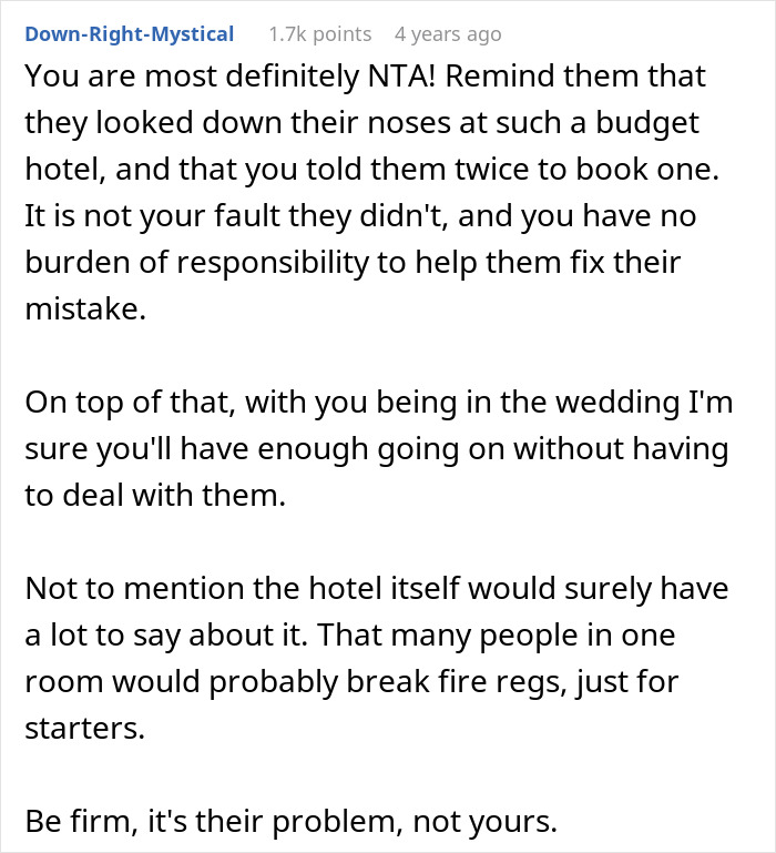 Family Ignores All Booking Warnings, Then Demands To Stay With Couple In Their Hotel Room
