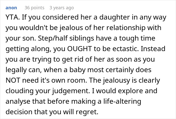 Woman Wants 18YO Stepdaughter To Move Out As She Was Already “Nice Enough To Let Her Stay For 6 Years” Woman Wants 18YO Stepdaughter To Move Out As She Was Already “Nice Enough To Let Her Stay For 6 Years”