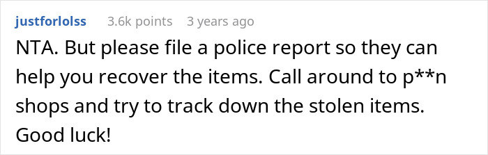 Woman Kicks Out Oldest Daughter After She Sells Family Heirlooms That She Didn’t Even Inherit Woman Kicks Out Oldest Daughter After She Sells Family Heirlooms That She Didn’t Even Inherit