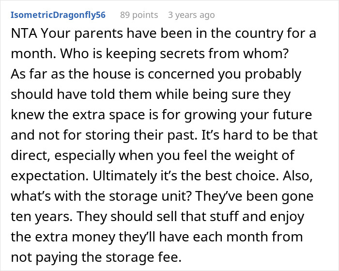 Reddit comment discussing parents mad daughter didn&rsquo;t tell them about buying a house while being sneaky themselves.