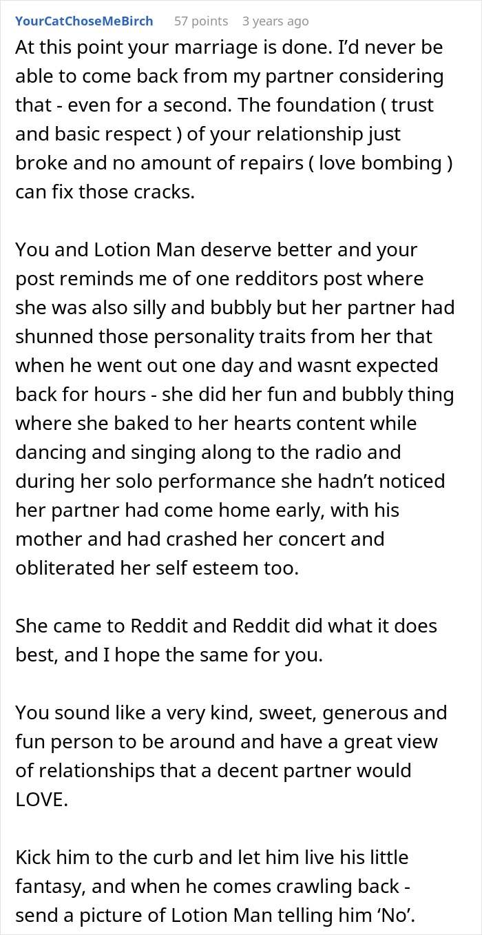 Reddit comment advising on marriage trust issues and highlighting a woman&rsquo;s innocent goofy joke about cheating jerk husband.
