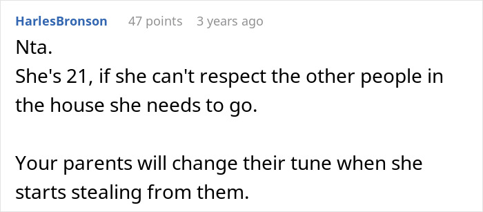 Woman Kicks Out Oldest Daughter After She Sells Family Heirlooms That She Didn’t Even Inherit Woman Kicks Out Oldest Daughter After She Sells Family Heirlooms That She Didn’t Even Inherit
