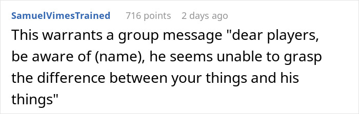 Screenshot of a Reddit comment discussing a DnD guest caught stealing manga and figurines during a game session.