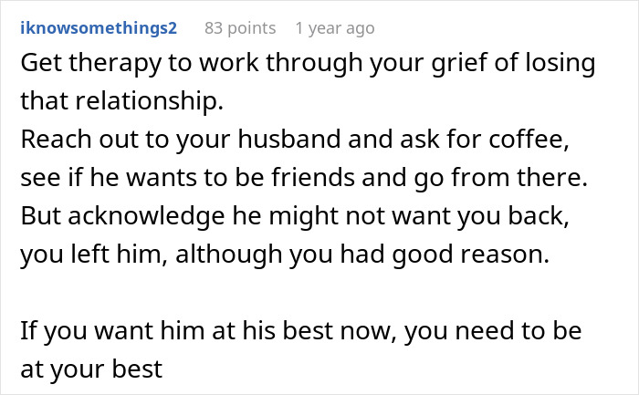 Comment advising therapy and communication to reconnect with an ex, reflecting a man&rsquo;s love story gaining internet attention.