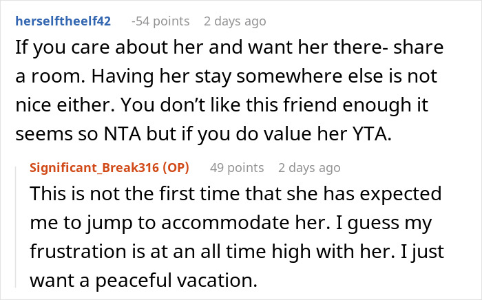 Online conversation discussing a woman furious her friends don&rsquo;t want to share a room with her on vacation.