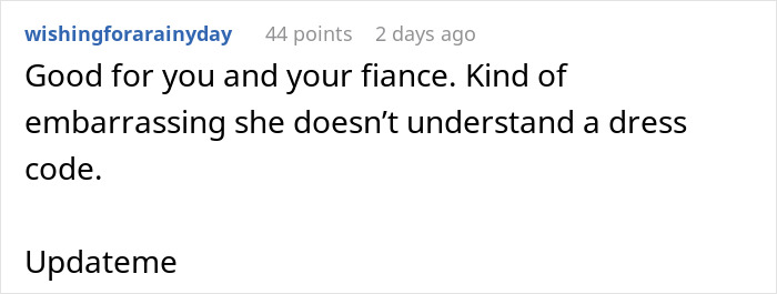 Text post from a social media thread discussing a woman wanting to wear a white dress to a wedding and dress code confusion.