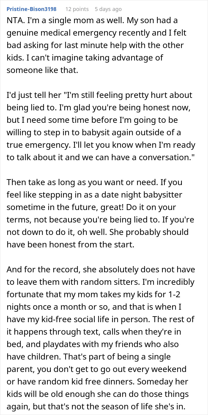 Screenshot of a forum comment discussing a mom using sister as a free sitter and setting boundaries on co-parenting.