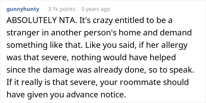 Lady Won't Stop Eating Peanut Butter Because Roomie's Unannounced Guest Is Allergic, Drama Ensues