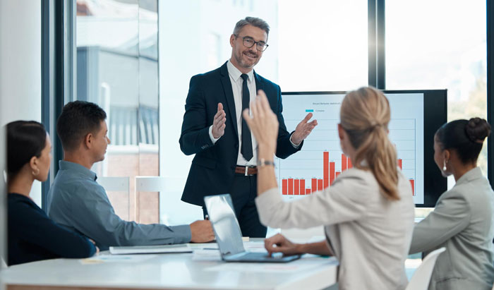 Toxic Boss Takes Credit For Employee's Hard Work, Falls Flat On His Face As They Finally Expose Him