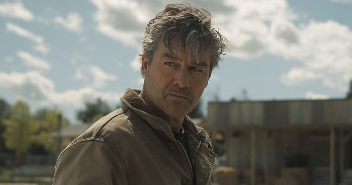 ‘Lanterns’ Teaser Reveals Hal Jordan’s Suit, But Fans Have One Big Question