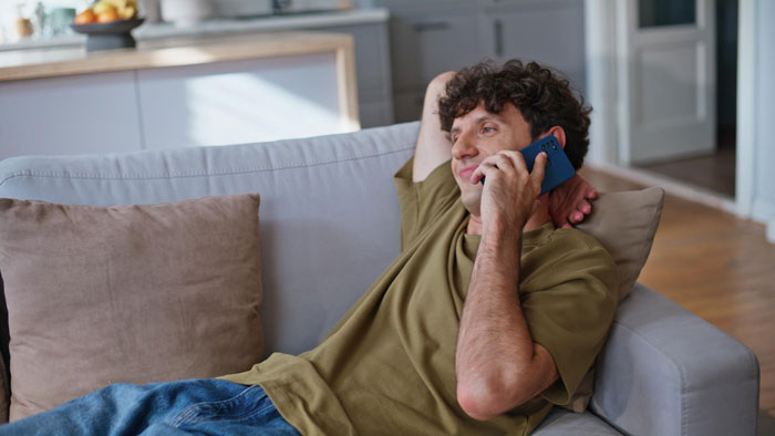 Deceitful Man Takes Advantage Of Woman's Crush, Uses Her For Washer And Free Food, She Kicks Him Out