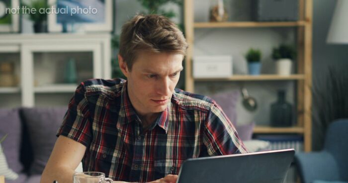 Man Cuts Off Disabled Friend After She Makes Him Uncomfortable, Wonders If He Went Too Far