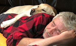 68 Images Of Dads And The Pets They Never Wanted In The First Place