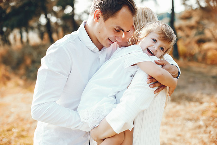 Bride Discovers Dad's Dirty Secret Days Before Wedding And Kicks Him Out, Family Goes Ballistic