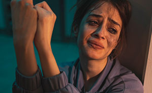 “She Did It On Purpose”: Teen Destroys Aunt’s $12,000 Wedding Dress, Is Shocked Dad Makes Her Pay For It