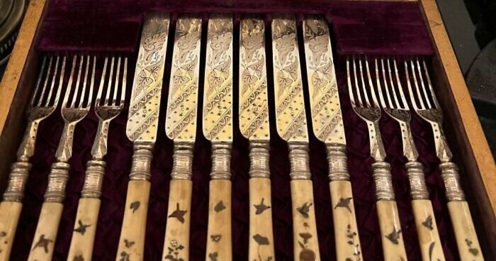 69 Stunning Old-School Treasures That People Randomly Have In Their Possession