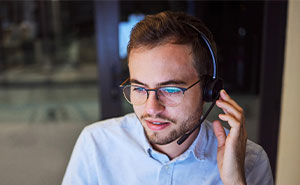 “Seemed Straightforward Enough”: Guy Follows Customer’s Instruction, Accidentally Reveals Affair