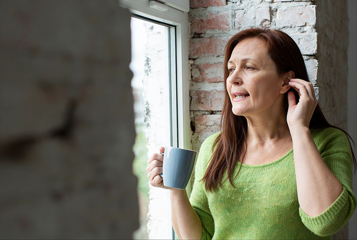 Married Neighbor Fixates On Single Dad Next Door, He Finally Knocks On Her Husband’s Door In Return Married Neighbor Fixates On Single Dad Next Door, He Finally Knocks On Her Husband’s Door In Return