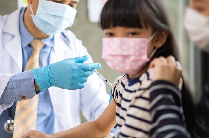 Mom Thinks Using "Special Oils And Salts" Can Replace Vaccines, Goes To Jail After Daughter Gets Sick