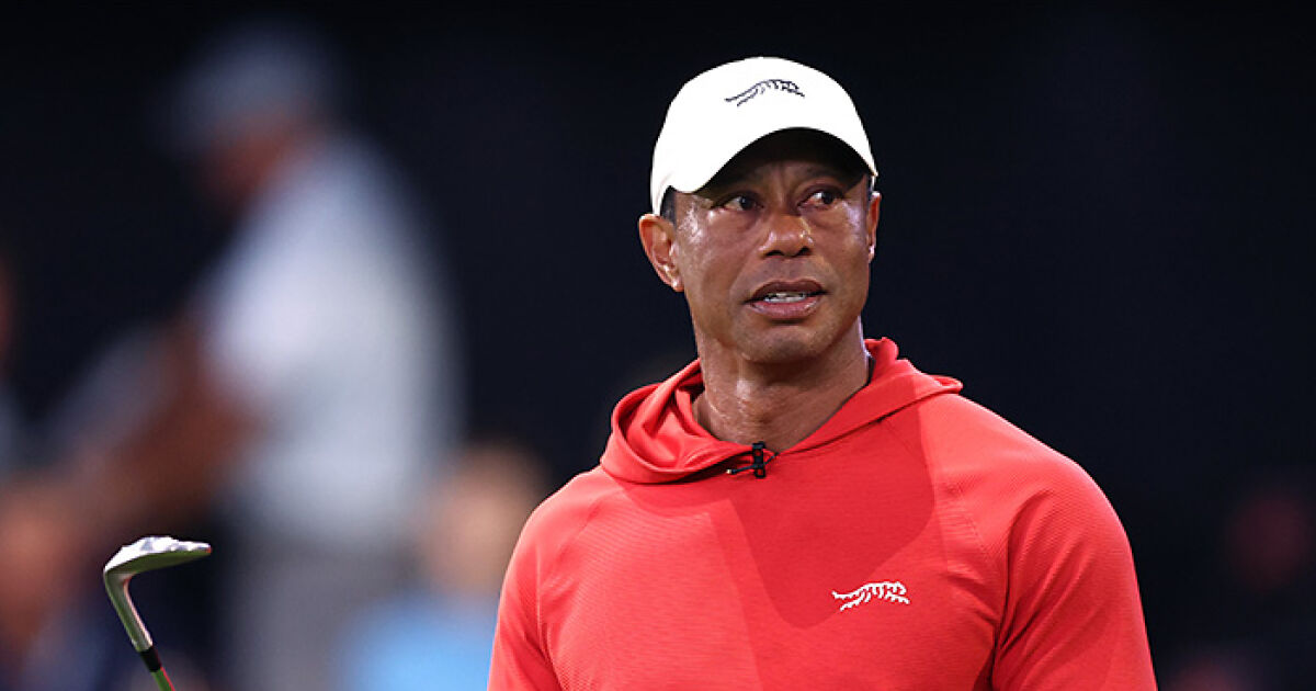 Tiger Woods’ Car Crashes, Rolls Over In Florida