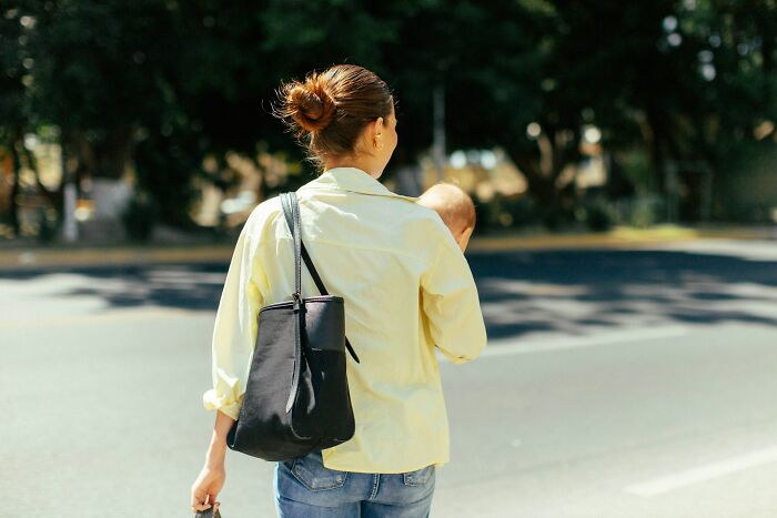 Men Open Up About 36 Things No One Told Them About Women Until They Started Dating One