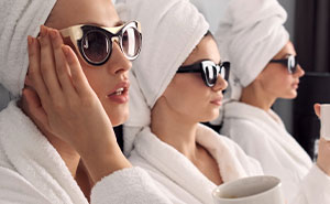 Friend Adds Her Kid To Adults-Only Beach Vacation, Gets Mad When Everyone Else Keeps The Party Going