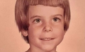 People Shared 51 Pics Of Their Childhood Hair Disasters As Their Parents Pretended To Be Hairdressers