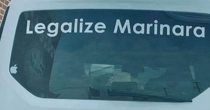 “We’re Tired Of Hiding The Bodies”: 73 Signs That Made People Laugh Or Do A Double Take