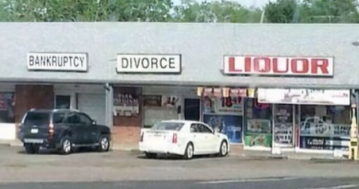 “We’re Tired Of Hiding The Bodies”: 73 Signs That Made People Laugh Or Do A Double Take